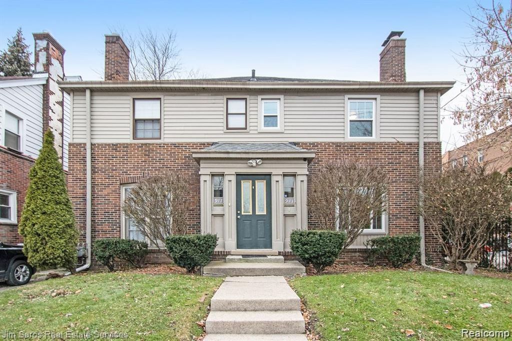 913 Alter Road, Detroit, MI 48215