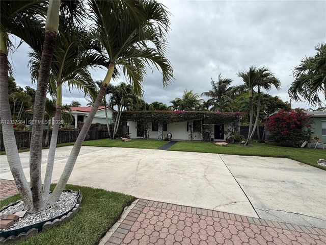 612 W Drew Street E E, Lantana, FL 33462