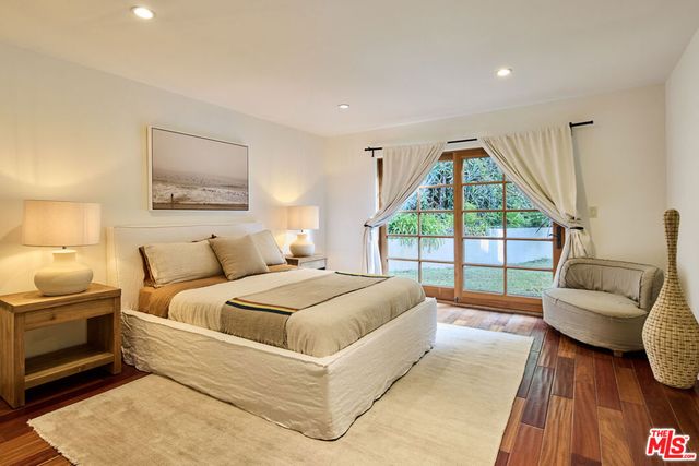 3268 Serra Road, Malibu, CA 90265