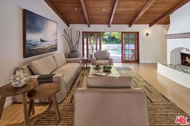 3268 Serra Road, Malibu, CA 90265