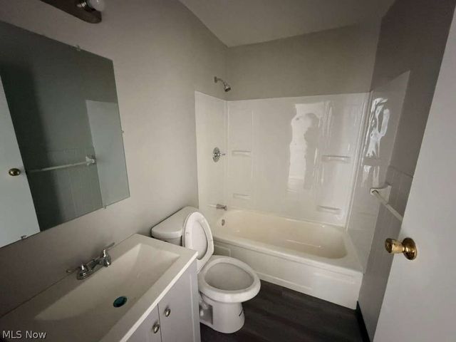 3060 Charles Carr Place, Cleveland, OH 44104