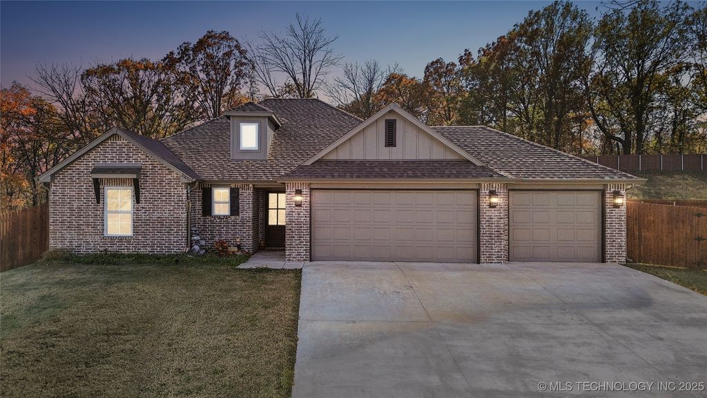 21870 E Morgan Road, Claremore, OK 74017