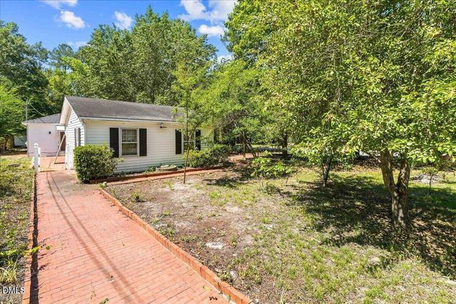 705 S 1st, Smithfield, NC 27577