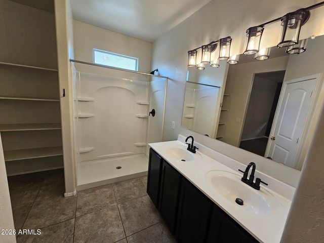 25573 W COLES Road, Buckeye, AZ 85326