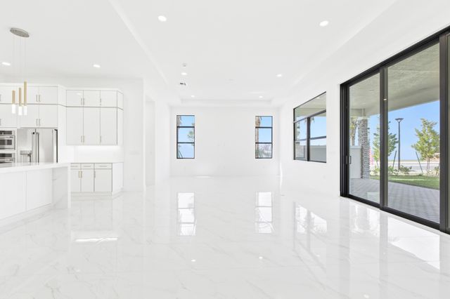 14027 Bastille Street, Palm Beach Gardens, FL 33412