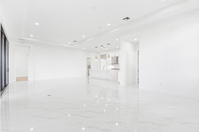 14027 Bastille Street, Palm Beach Gardens, FL 33412