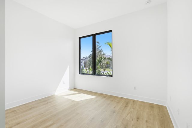 14027 Bastille Street, Palm Beach Gardens, FL 33412