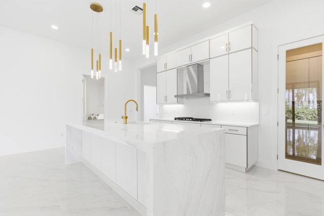 14027 Bastille Street, Palm Beach Gardens, FL 33412