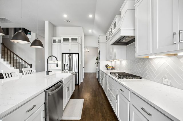 1713 Burney Street, Mansfield, TX 76063