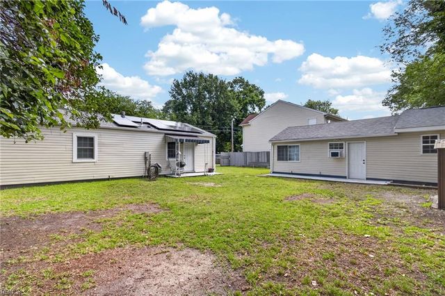 1441 37th ST A, Norfolk, VA 23508