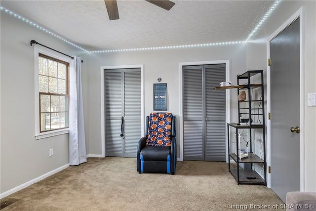 609 Catalpa Street, Sellersburg, IN 47172