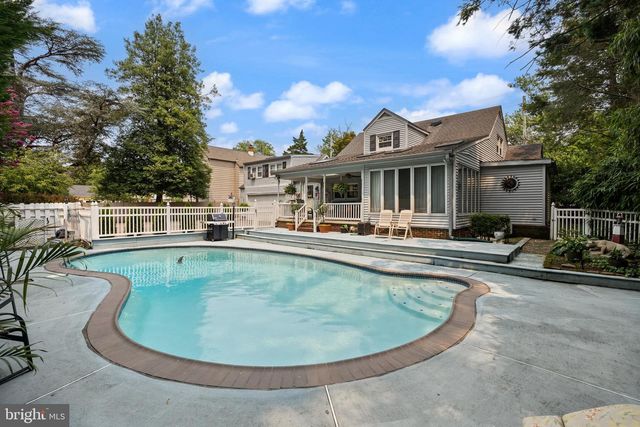 505 W CRYSTAL LAKE AVE, Haddon Township, NJ 08033