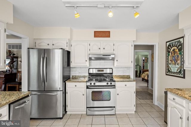 505 W CRYSTAL LAKE AVE, Haddon Township, NJ 08033