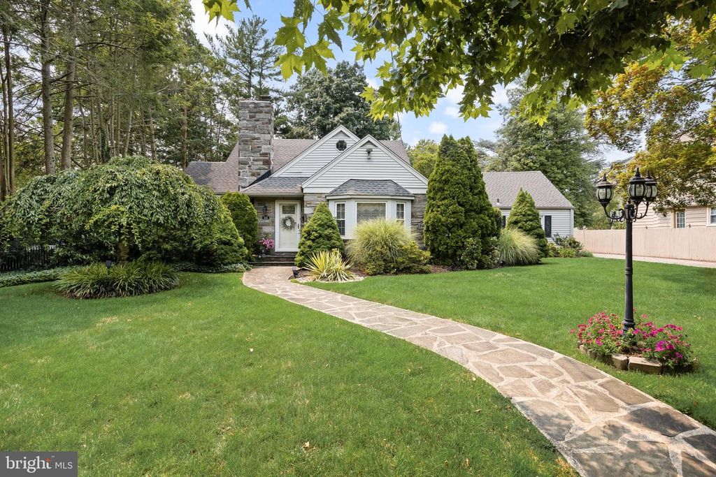 505 W CRYSTAL LAKE AVE, Haddon Township, NJ 08033