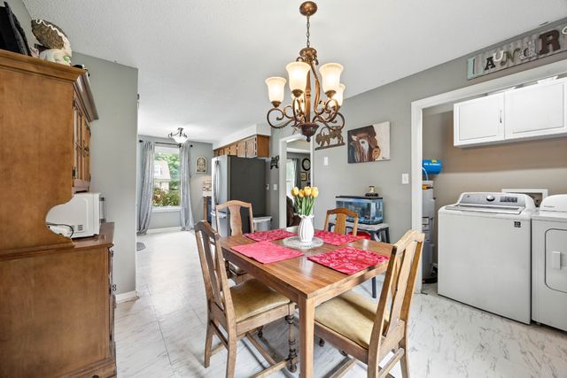 561 Danielle Dr, Clarksville, TN 37042