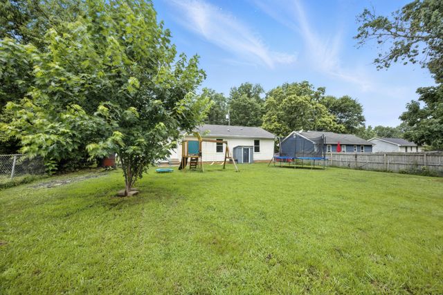 561 Danielle Dr, Clarksville, TN 37042