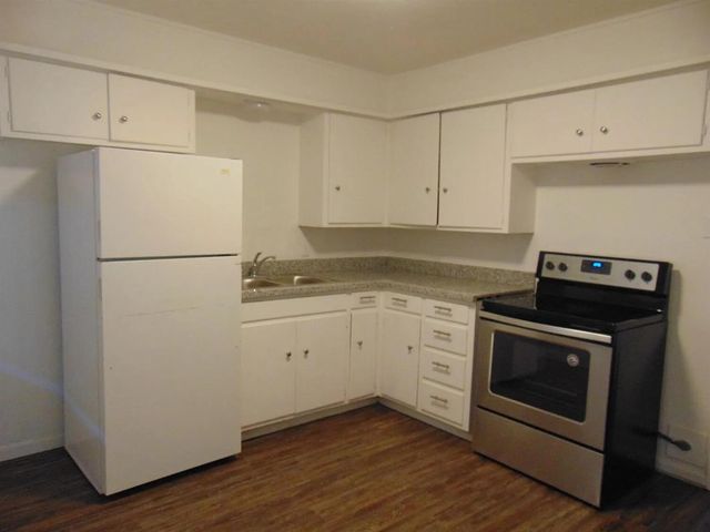 2402 46th Street, B, Lubbock, TX 79412