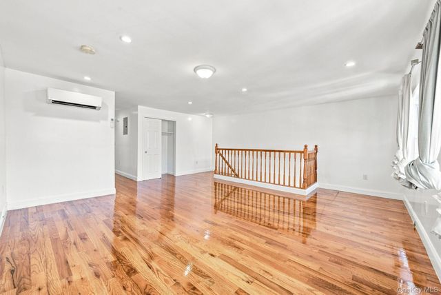 9511 92nd Street, Ozone Park, NY 11416