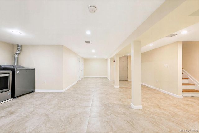 9511 92nd Street, Ozone Park, NY 11416