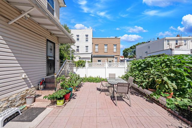 9511 92nd Street, Ozone Park, NY 11416