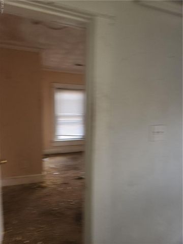 1714 Victoria BLVD, Hampton, VA 23661