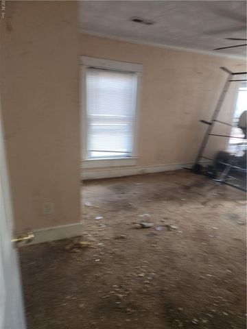 1714 Victoria BLVD, Hampton, VA 23661