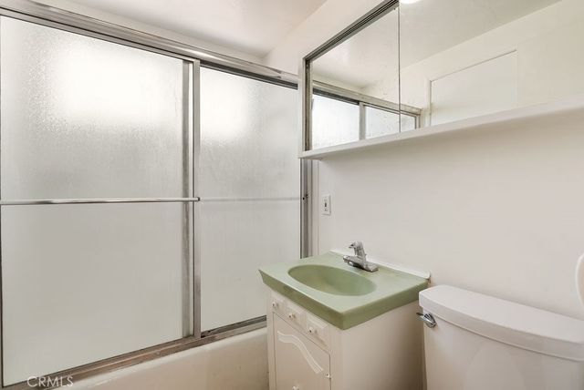 1230 N Aldenville, Covina, CA 91722