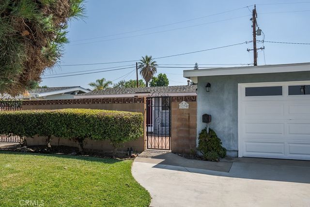 1230 N Aldenville, Covina, CA 91722