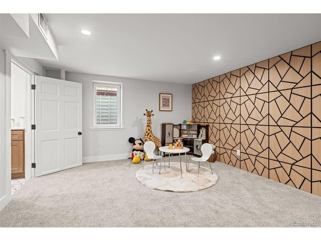 5475 S Lakeview St, Littleton, CO 80120