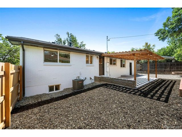 5475 S Lakeview St, Littleton, CO 80120