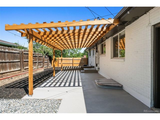 5475 S Lakeview St, Littleton, CO 80120