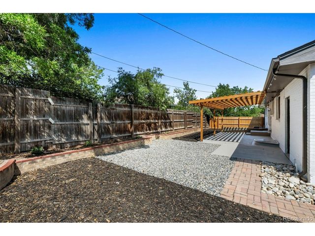 5475 S Lakeview St, Littleton, CO 80120