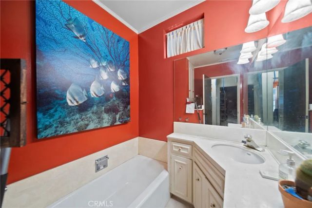 12415 Erwin Street, Valley Glen, CA 91606