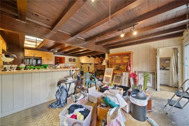 12415 Erwin Street, Valley Glen, CA 91606