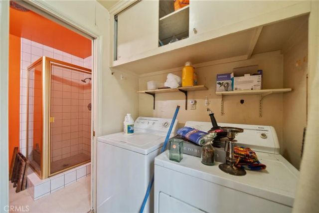 12415 Erwin Street, Valley Glen, CA 91606