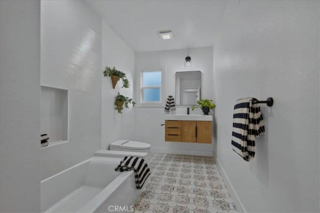 144 W Greenway Avenue, Orange, CA 92865