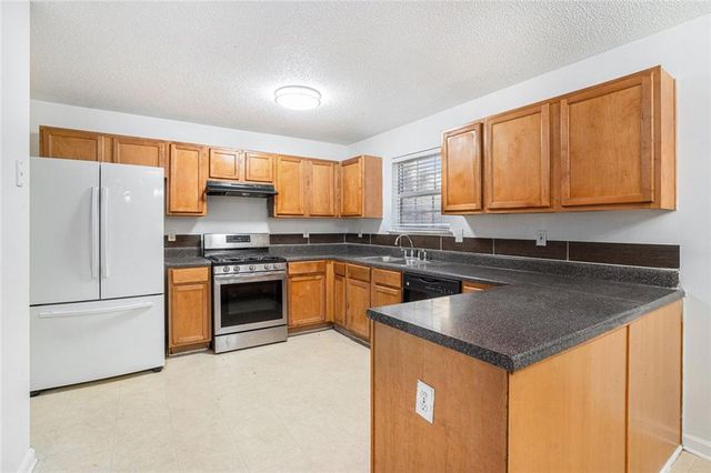 4639 Ruby Forrest Drive, Stone Mountain, GA 30083