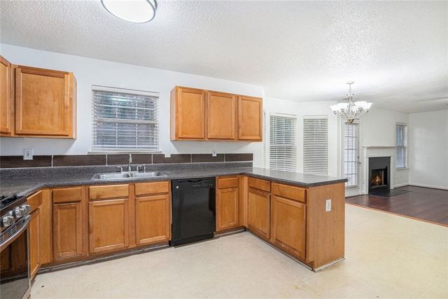 4639 Ruby Forrest Drive, Stone Mountain, GA 30083