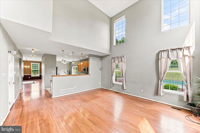 310 COUNTRY RIDGE DR, Royersford, PA 19468