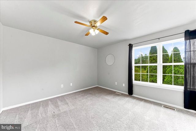 310 COUNTRY RIDGE DR, Royersford, PA 19468