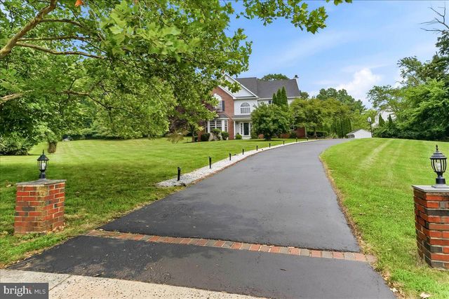 310 COUNTRY RIDGE DR, Royersford, PA 19468