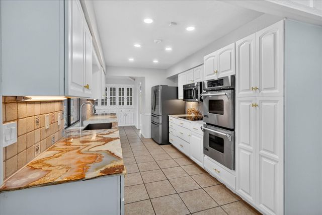15808 Blue Fire Court, Dallas, TX 75248