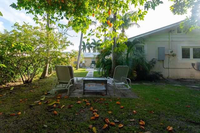 245 Cortez Road B, West Palm Beach, FL 33405