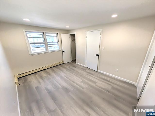 228 Cleveland Avenue, Harrison, NJ 07029