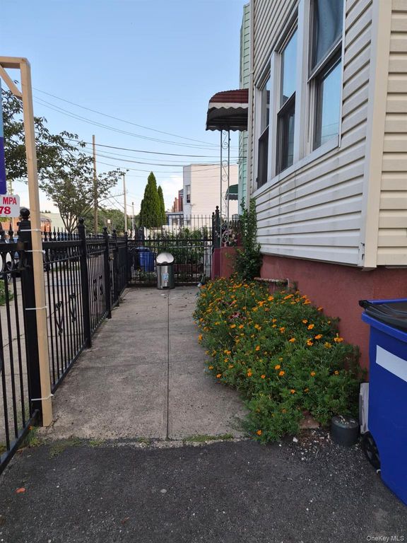 1153 Virginia Avenue, Bronx, NY 10472 — photo 3