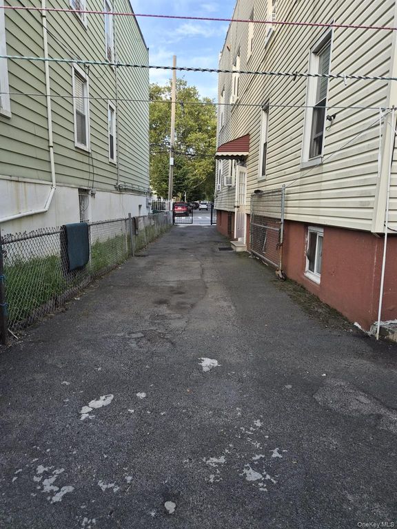 1153 Virginia Avenue, Bronx, NY 10472 — photo 4