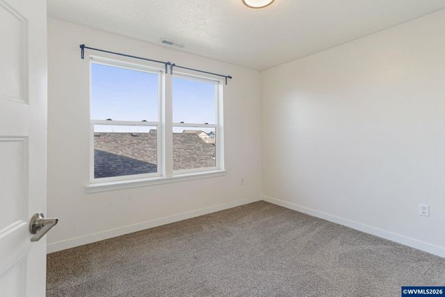 3824 Ryunkin St SE, Albany, OR 97322