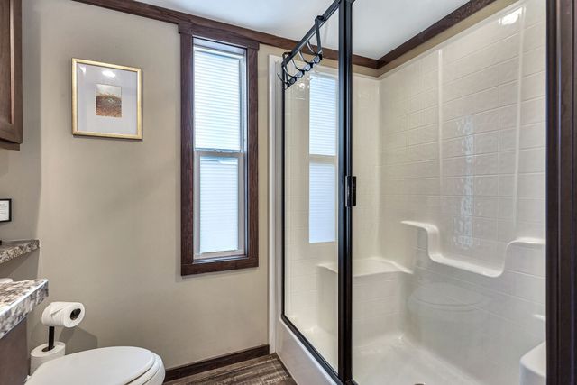 42 Oakleaf Trl, Tracy City, TN 37387