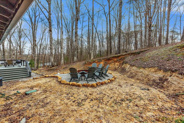 42 Oakleaf Trl, Tracy City, TN 37387