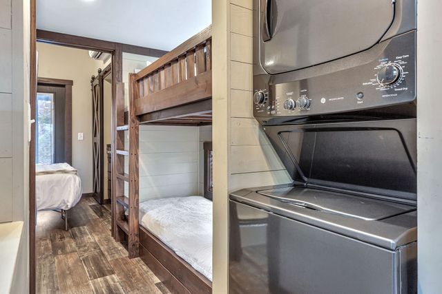 42 Oakleaf Trl, Tracy City, TN 37387